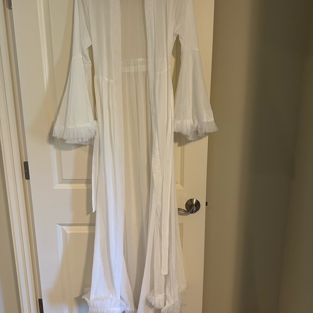 Elegant White Sheer Robe with Ruffle Trim